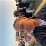 ¡Hola! Me llamo Lucía y soy Técnico de Laboratorio y Estudiante de Enfermería. Imparto clases de Matemáticas, Química y Biología